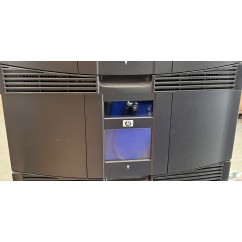 HP M8605A ACL Tape Library inc. 4x LTO4 FC Tape Drives PN: 10300079-004 545791-002 545810-002